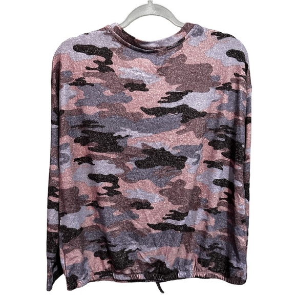 Rumi + Ryder - Cinched sweater /XL - Picture 2 of 3